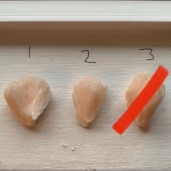 Stilbite - Picture 2 of 4